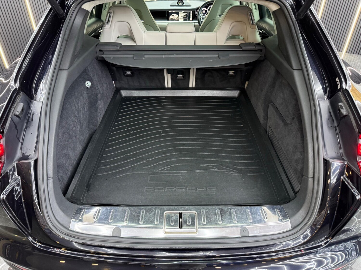 Used Porsche Panamera for sale - 78107061: Photo 49