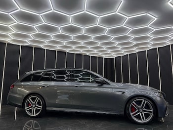 Used Mercedes-Benz E Class 2020 for sale - 76692932: Photo