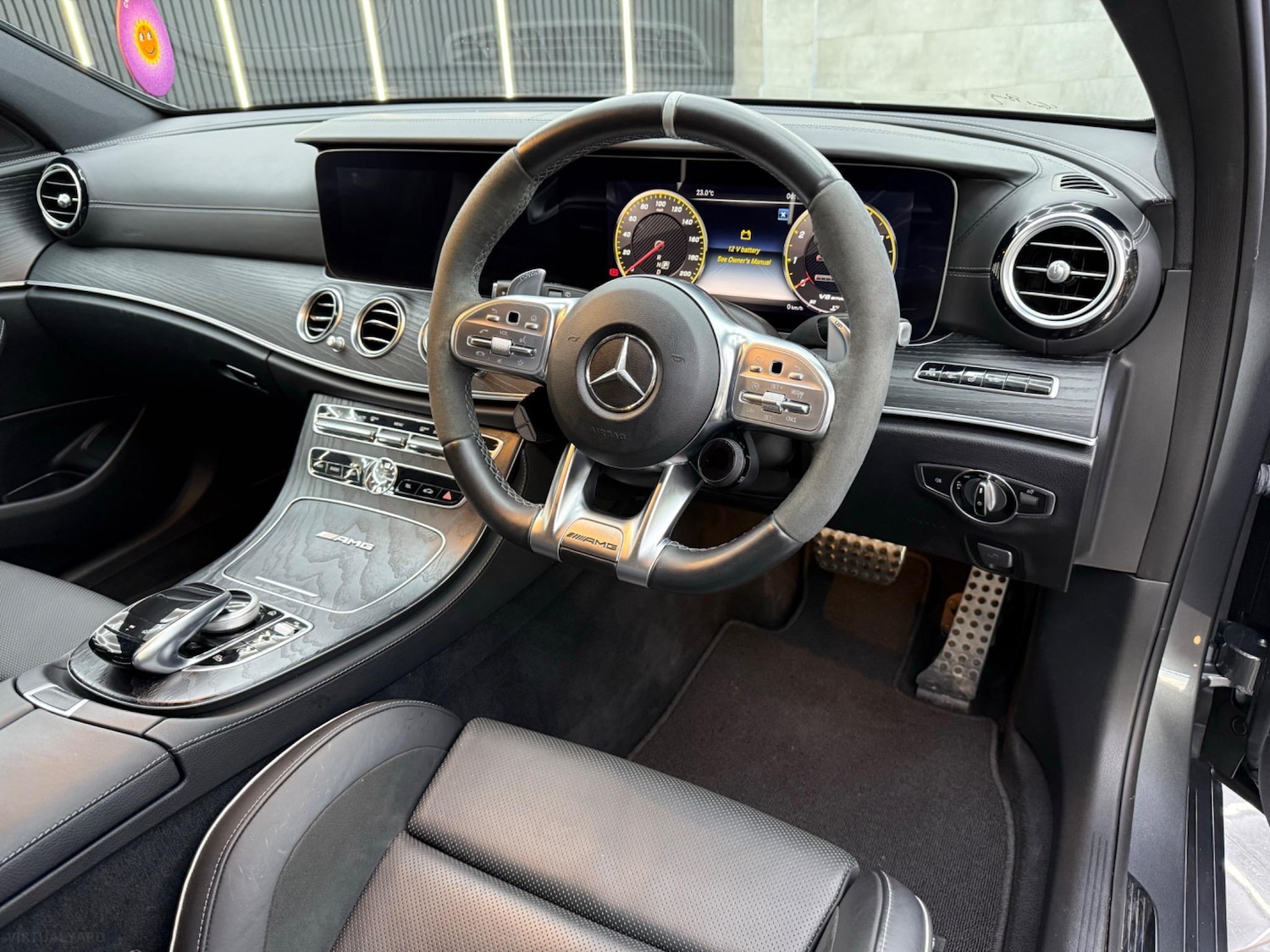 Used Mercedes-Benz E Class 2020 for sale - 76692932: Photo 3