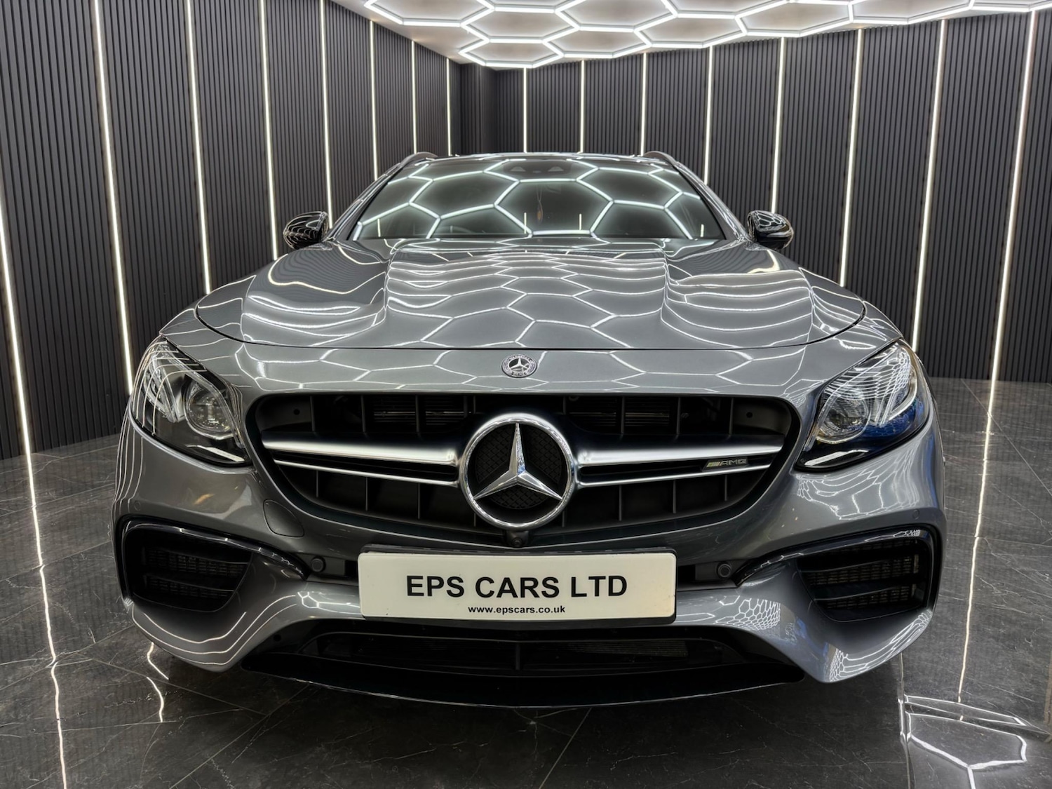 Used Mercedes-Benz E Class 2020 for sale - 76692932: Photo 4