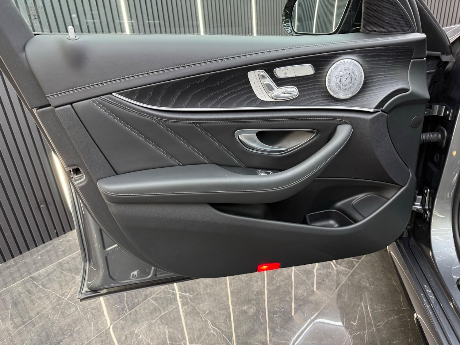 Used Mercedes-Benz E Class 2020 for sale - 76692932: Photo 43