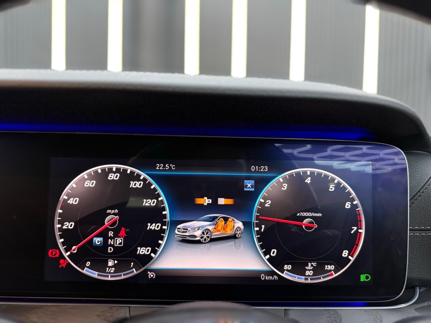 Used Mercedes-Benz E Class 2019 for sale - 76692933: Photo 11