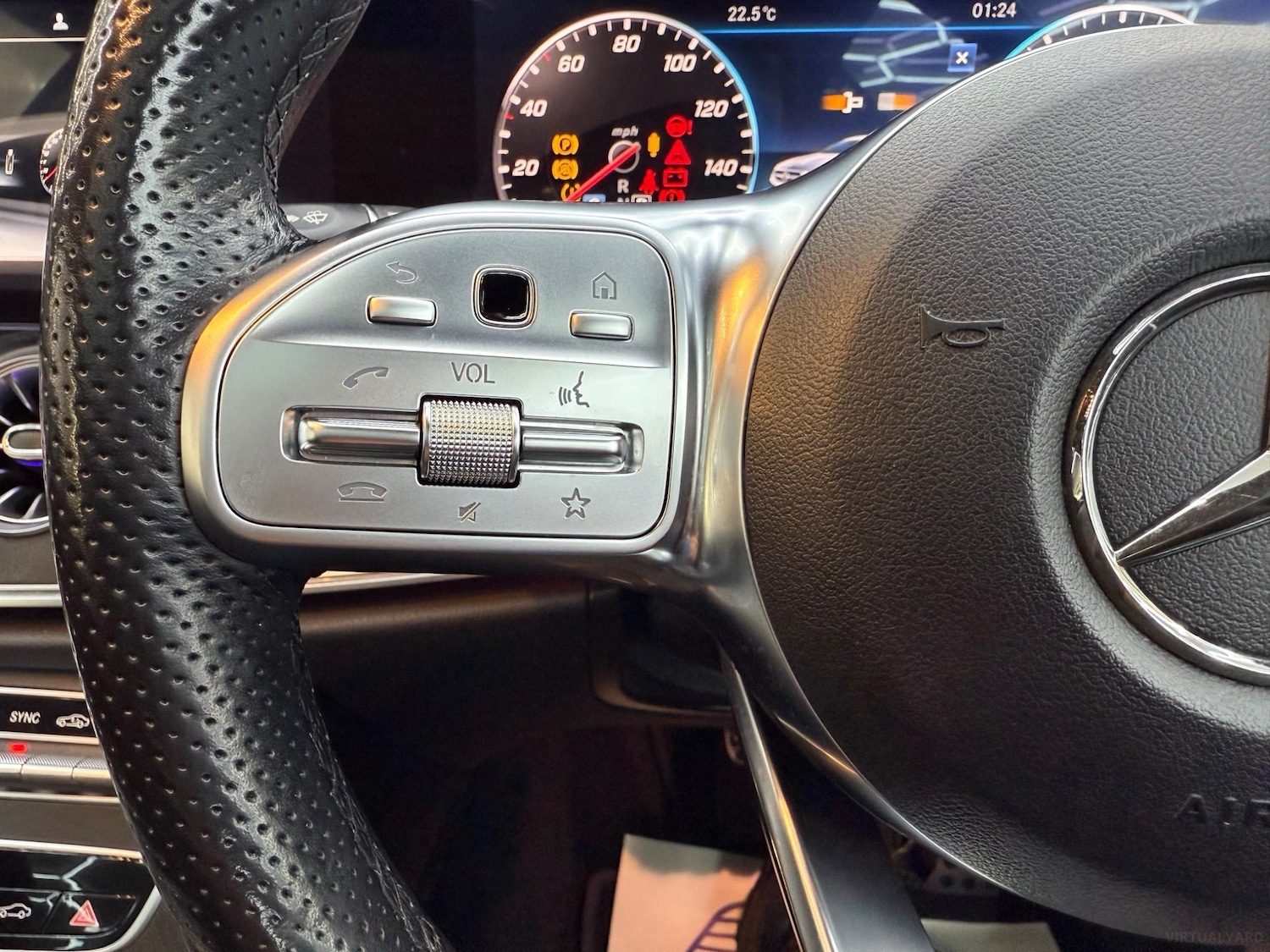 Used Mercedes-Benz E Class 2019 for sale - 76692933: Photo 20