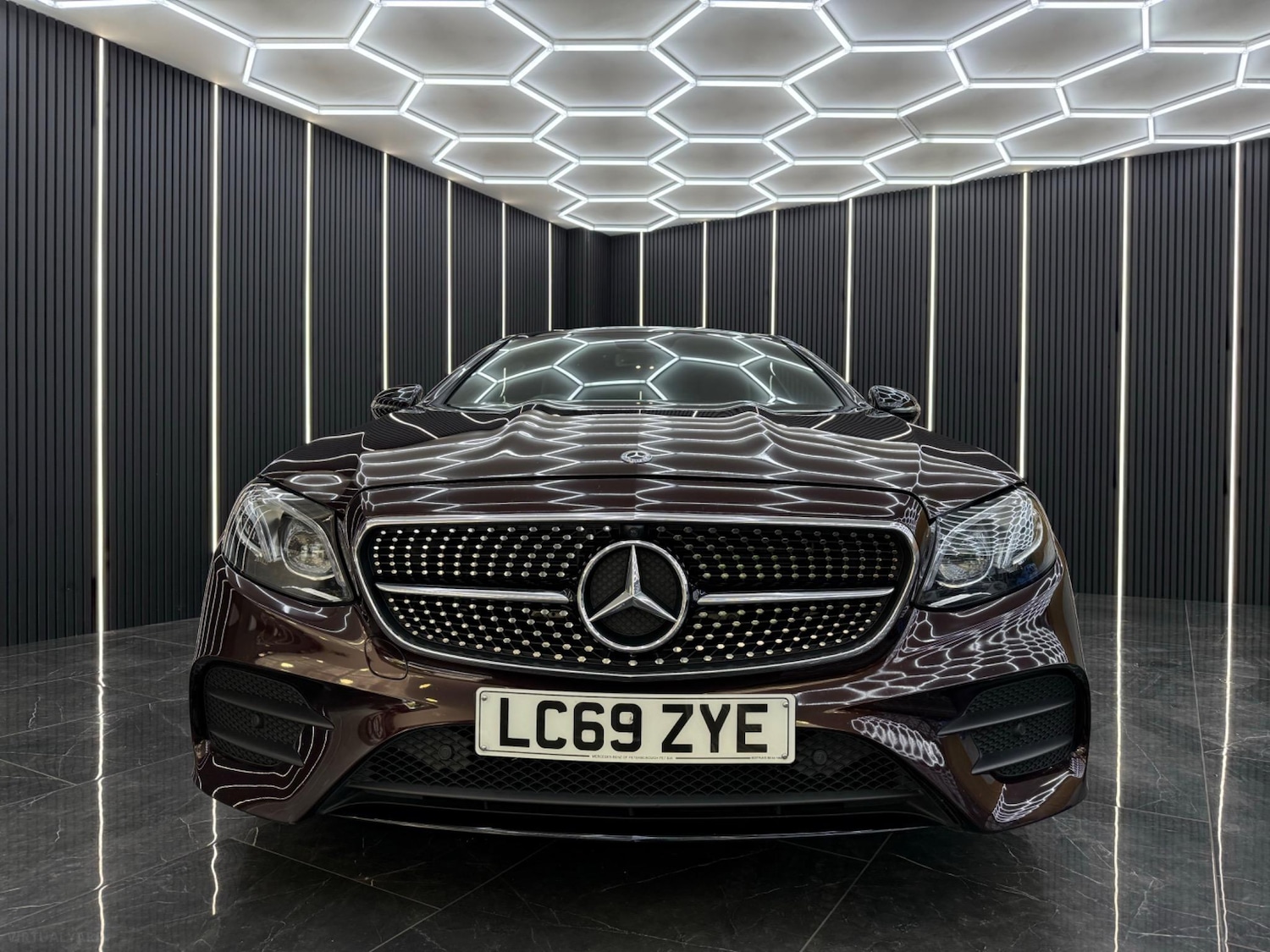 Used Mercedes-Benz E Class 2019 for sale - 76692933: Photo 9