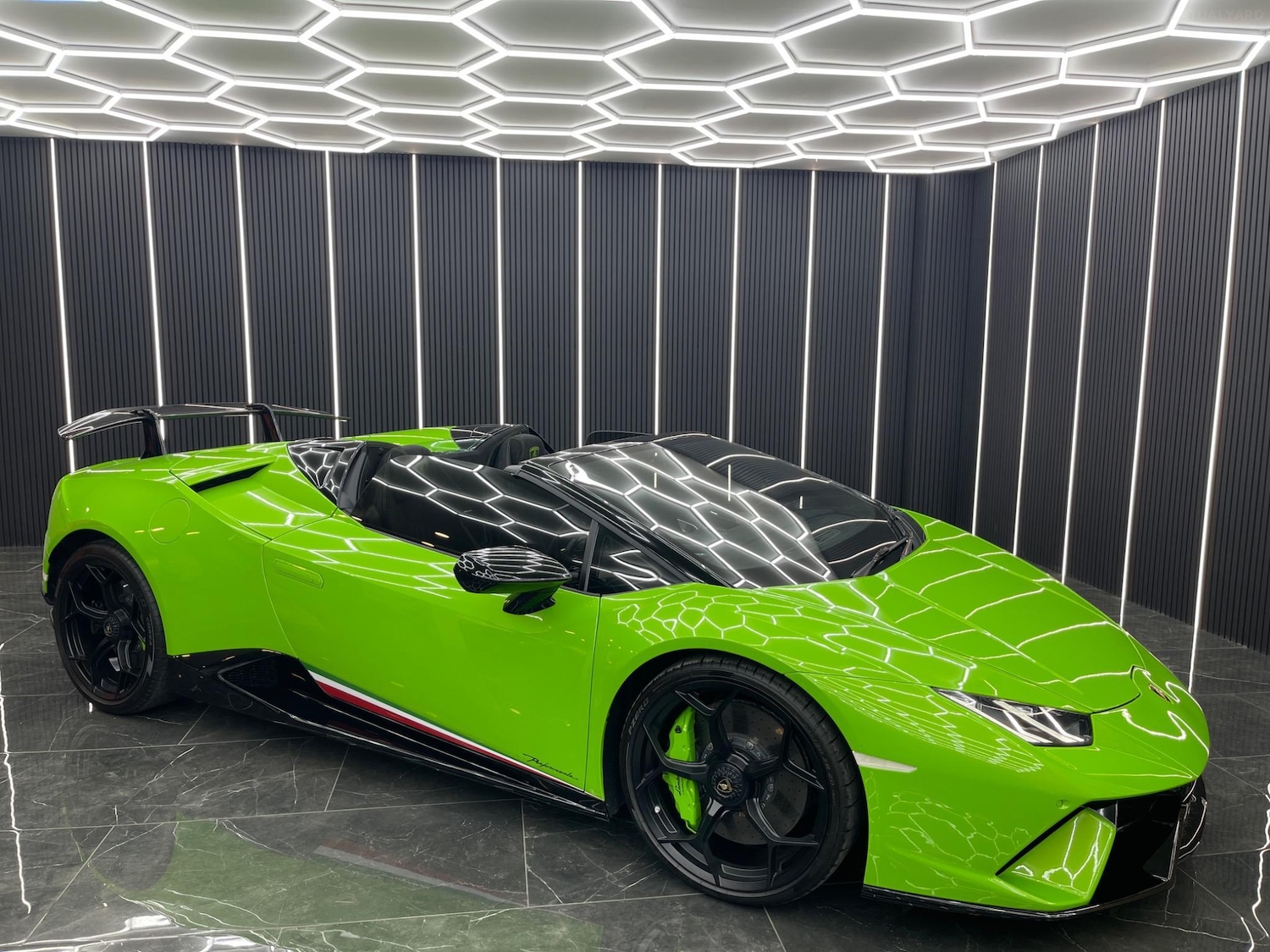Used Lamborghini Huracan 2019 for sale - 76957078: Photo 13