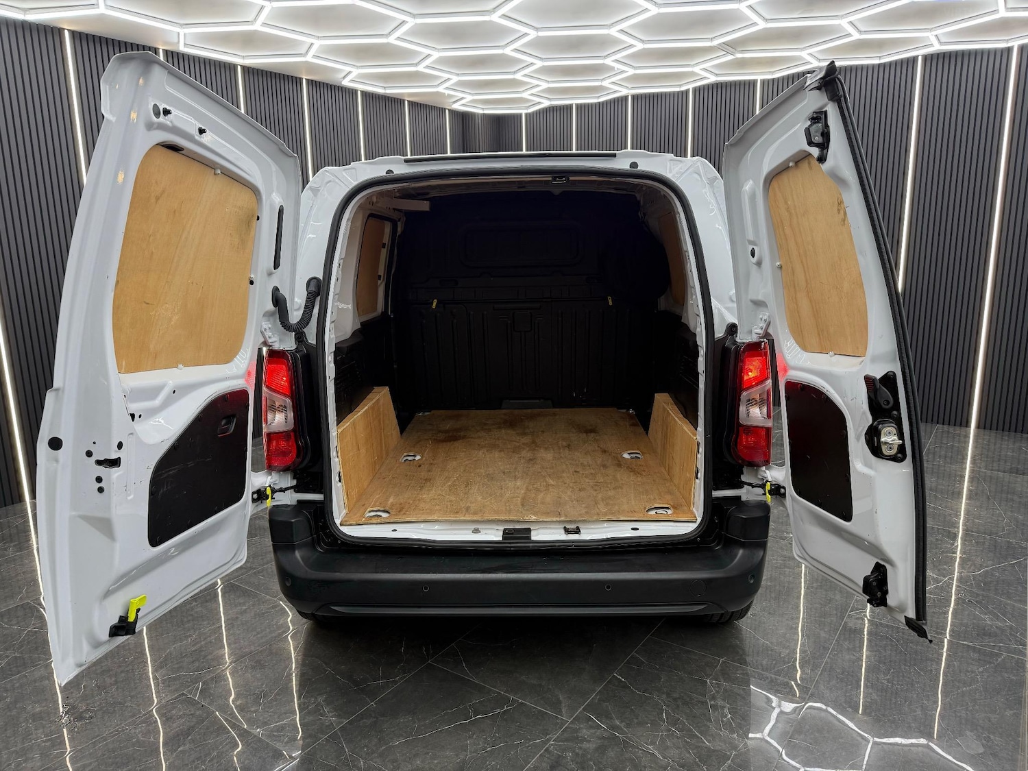 Used Citroen Berlingo 2022 for sale - 76957072: Photo 28