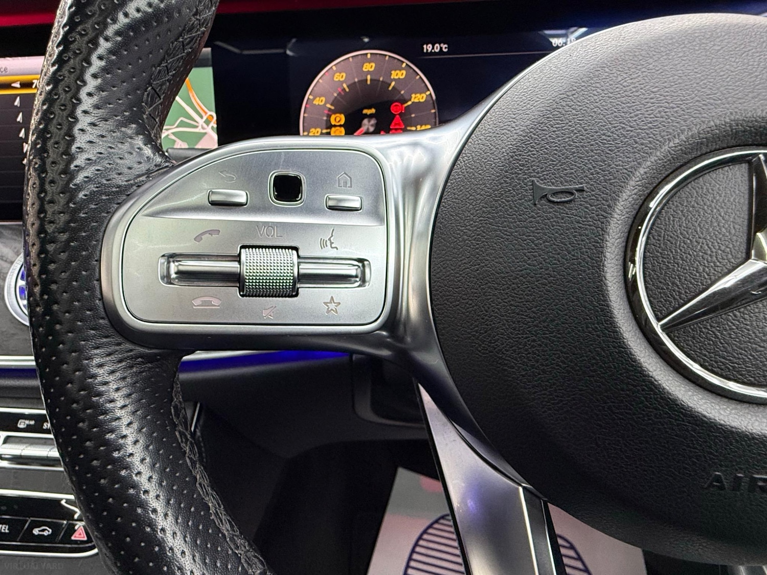 Used Mercedes-Benz E Class 2020 for sale - 76692924: Photo 16