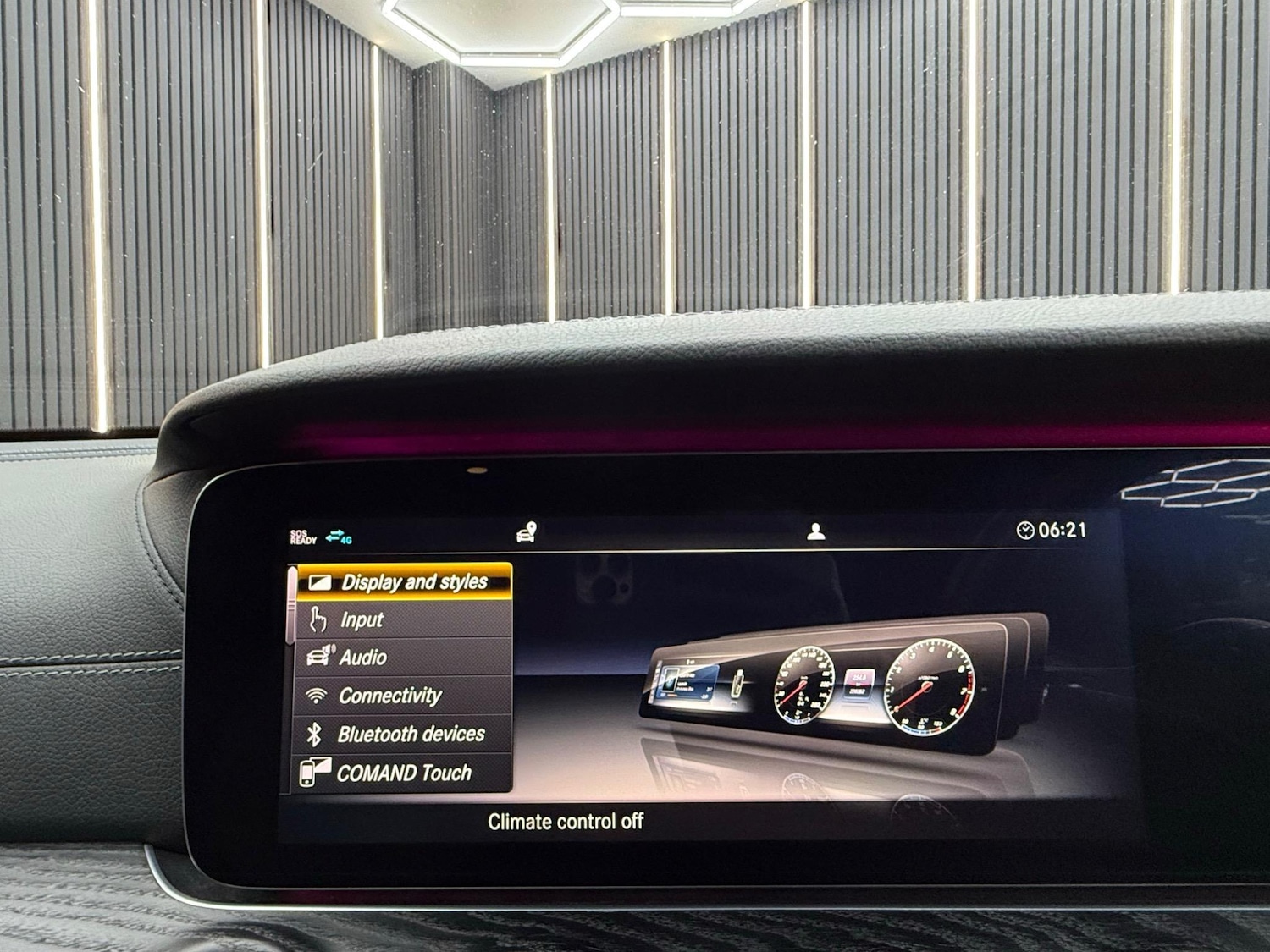 Used Mercedes-Benz E Class 2020 for sale - 76692924: Photo 30