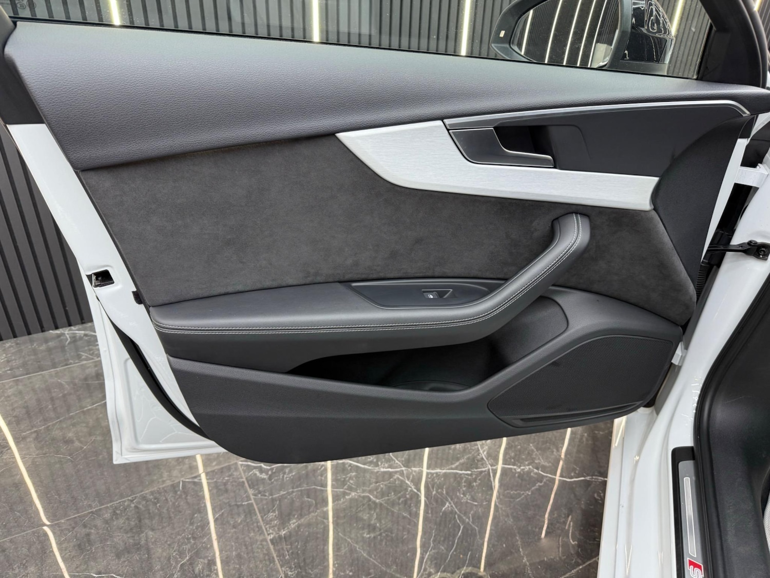 Used Audi A4 2017 for sale - 77296559: Photo 47