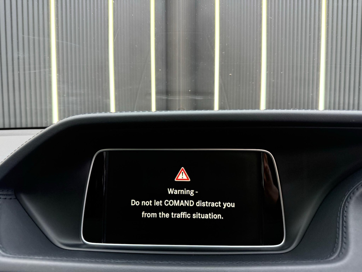 Used Mercedes-Benz E Class 2015 for sale - 76957068: Photo 25