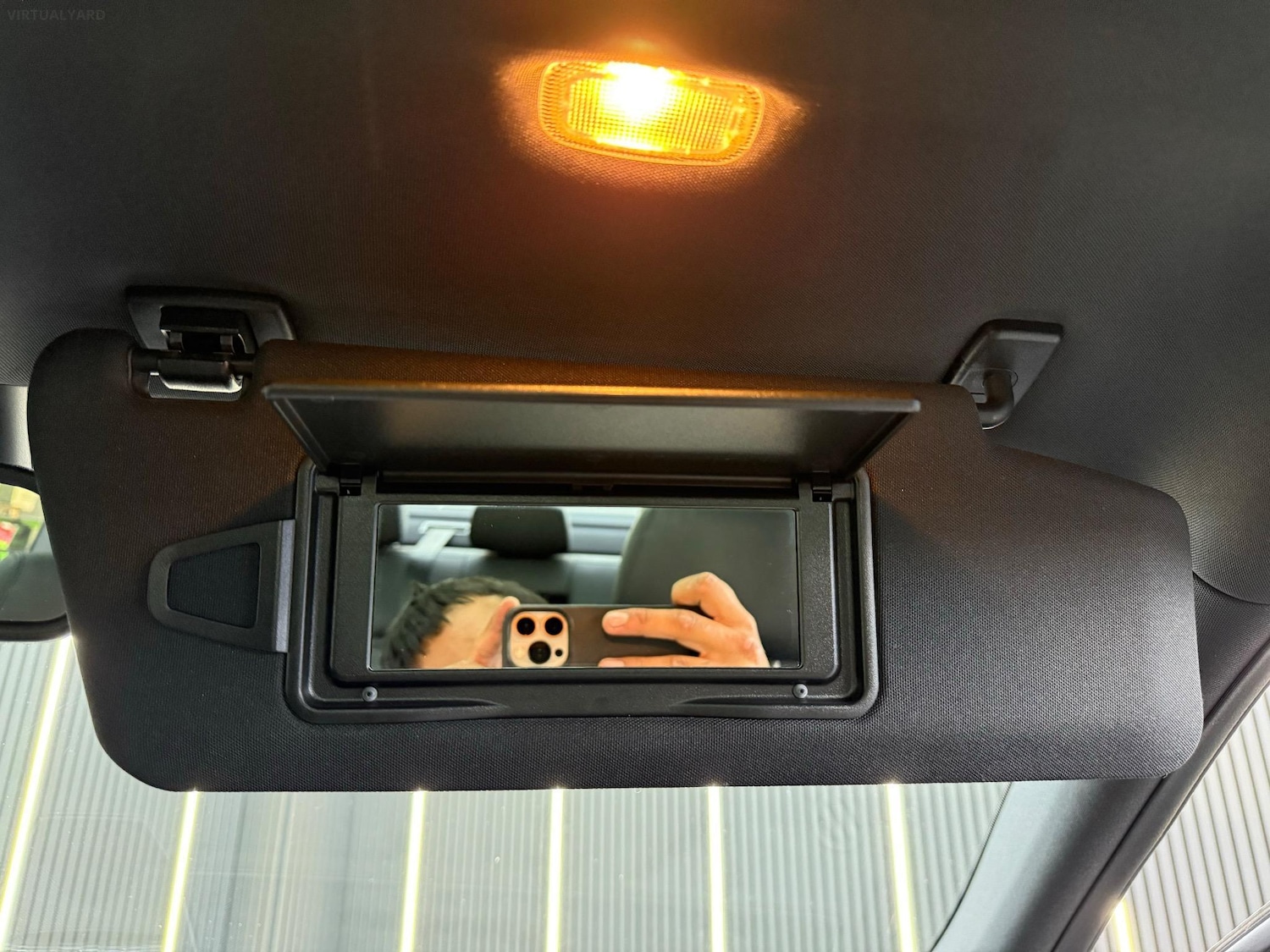 Used Mercedes-Benz E Class 2015 for sale - 76957068: Photo 38