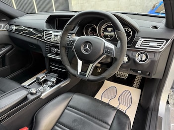 Used Mercedes-Benz E Class 2015 for sale - 76957068: Photo