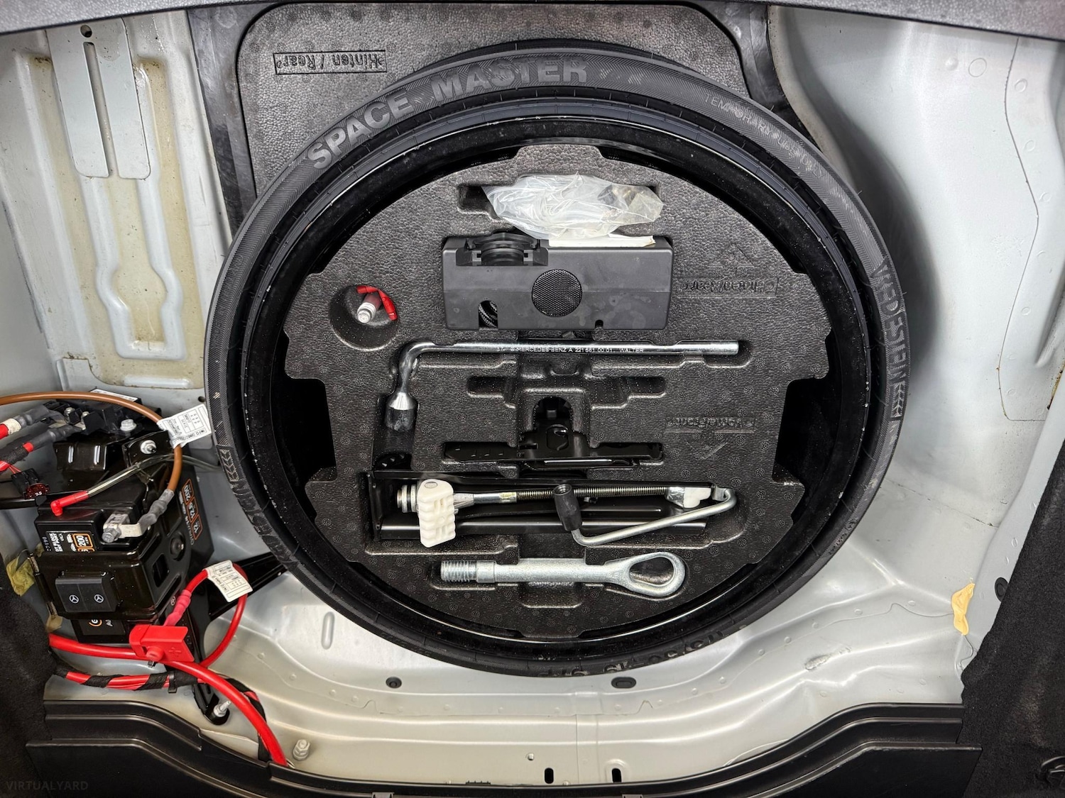 Used Mercedes-Benz E Class 2015 for sale - 76957068: Photo 48