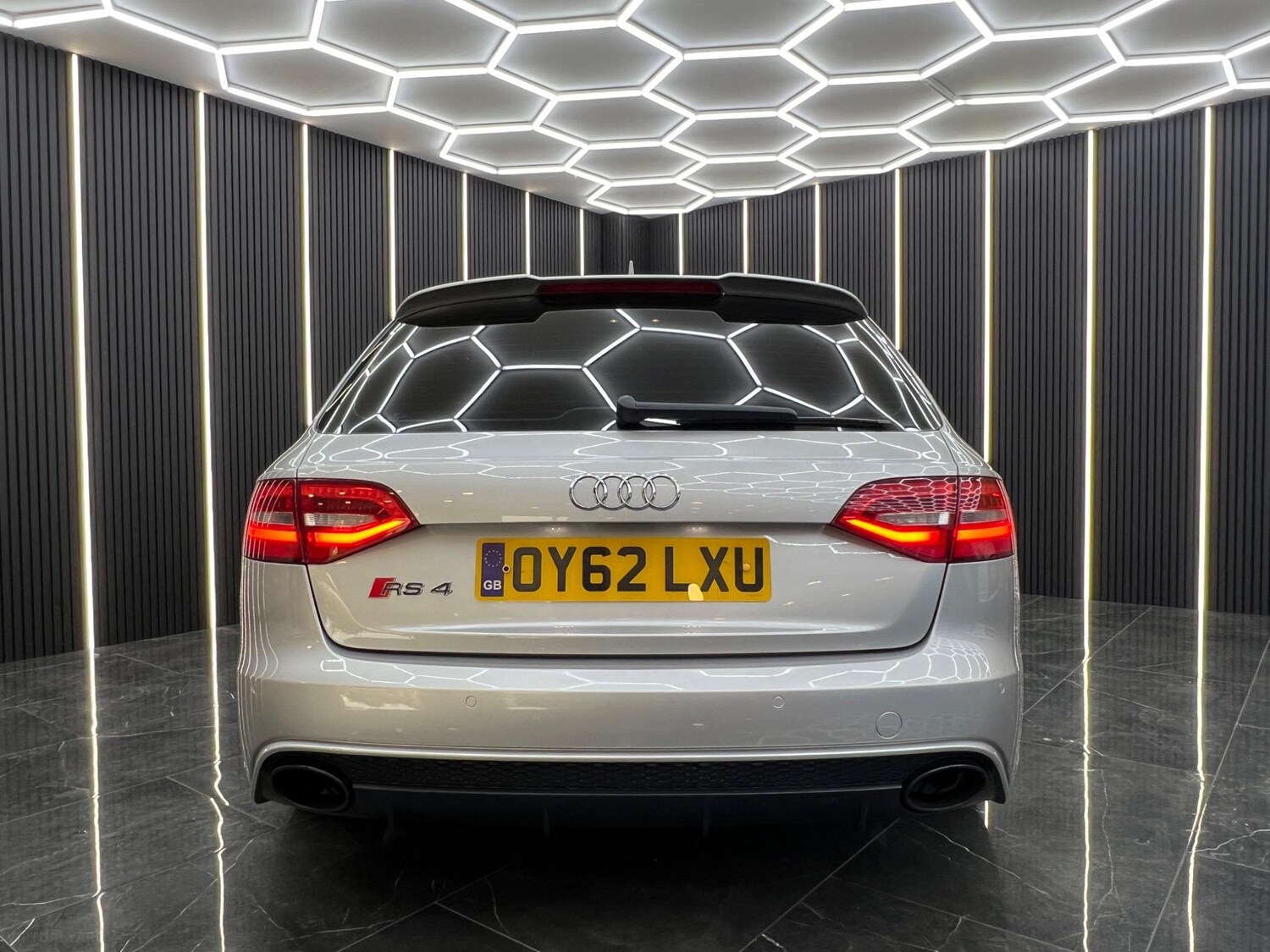 Used Audi RS4 2012 for sale - 77785339: Photo 6