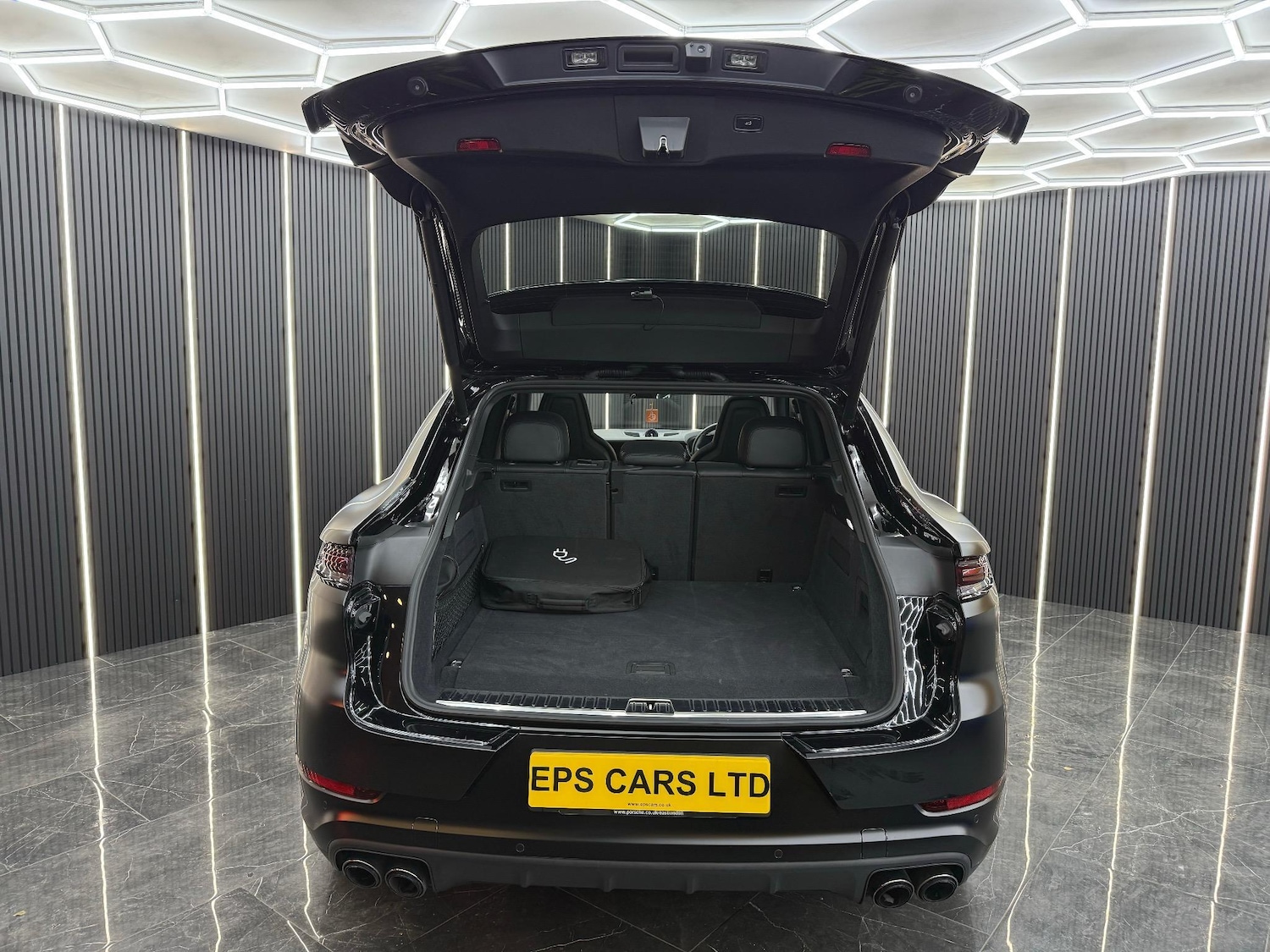 Used Porsche Cayenne 2023 for sale - 77022882: Photo 10