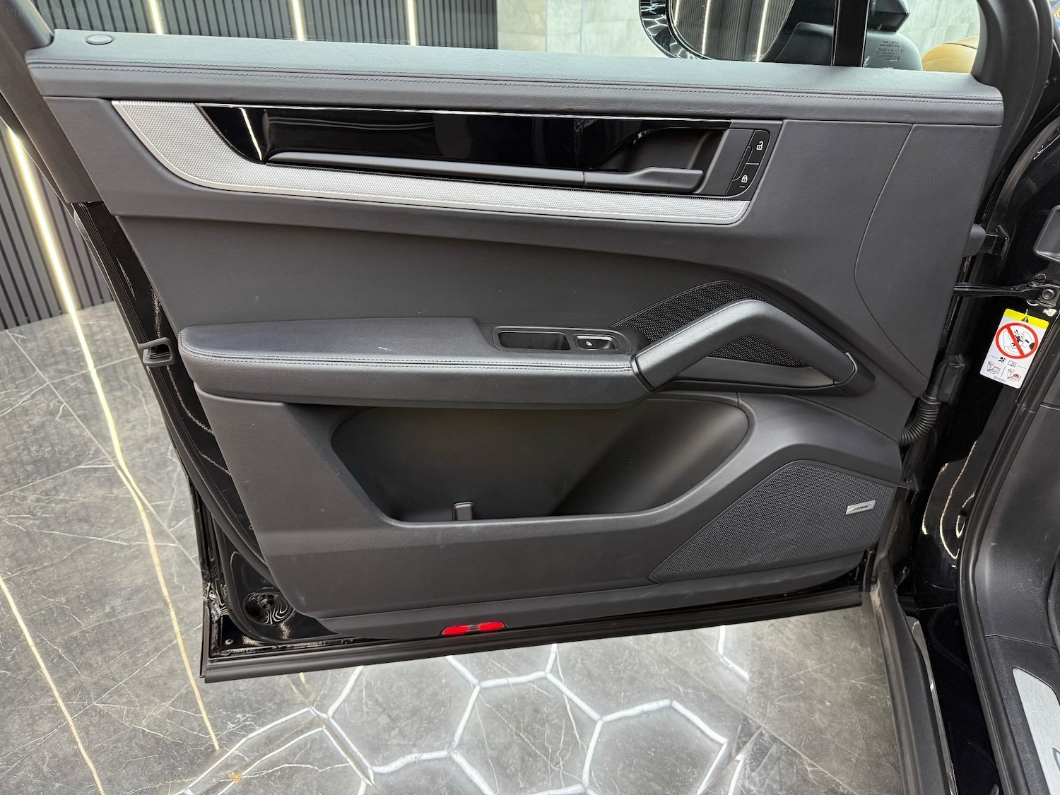 Used Porsche Cayenne 2023 for sale - 77022882: Photo 36