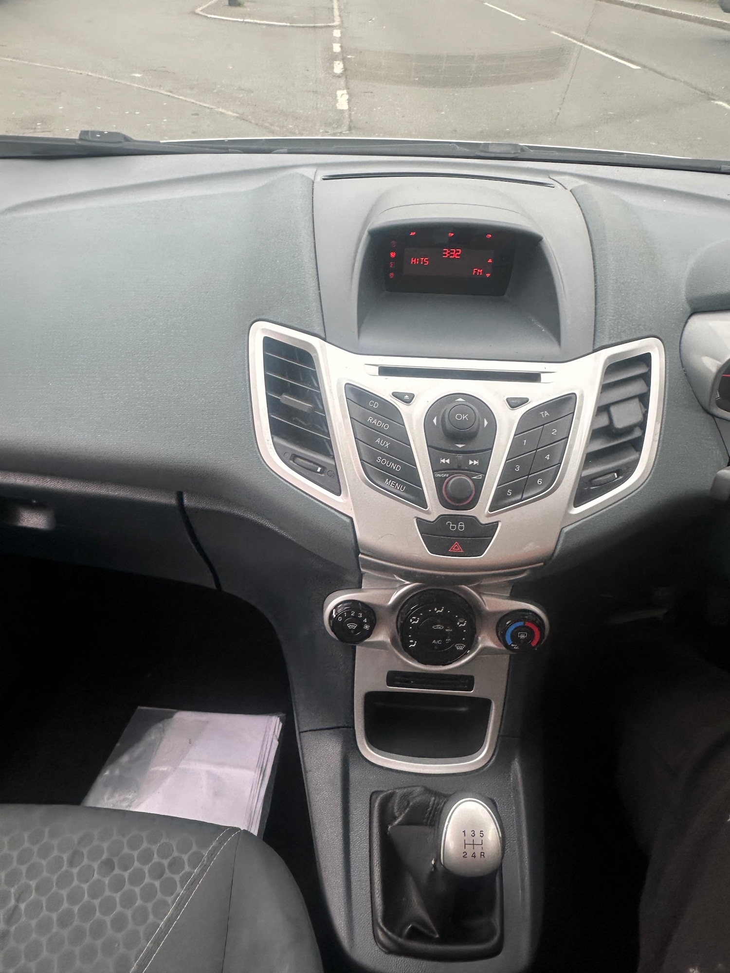 Used Ford Fiesta 2011 for sale - 77818865: Photo 9