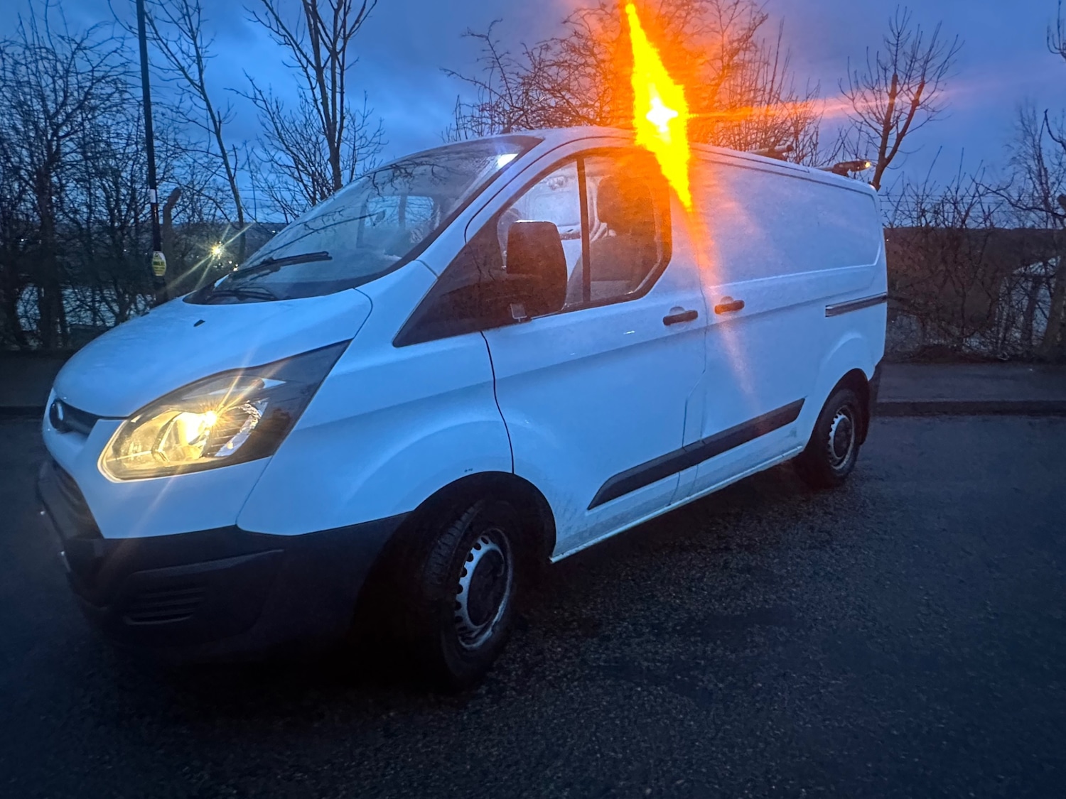 Used Ford Transit Custom 2016 for sale - 77632364: Photo 2