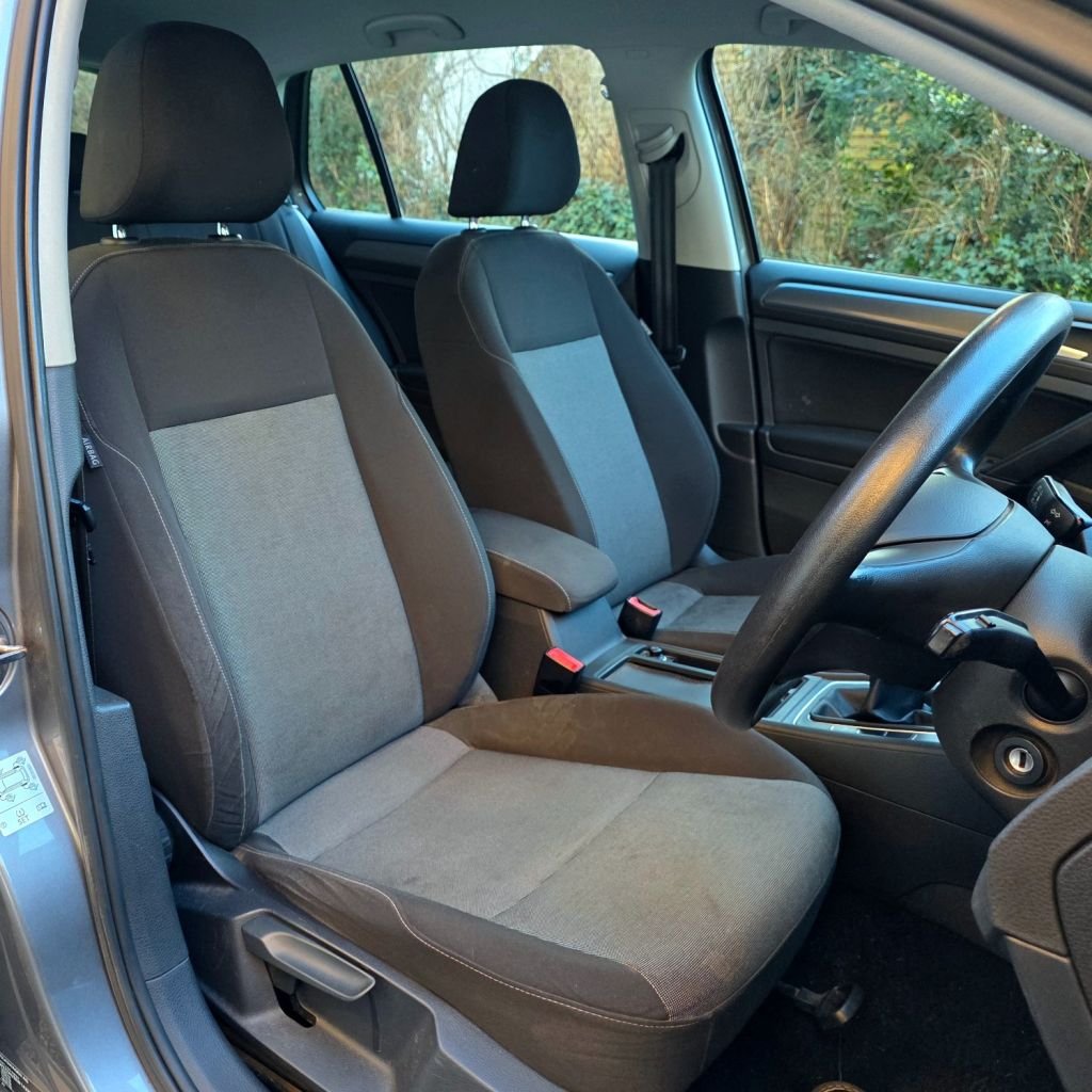 Used Volkswagen Golf 2013 for sale - 77755348: Photo 12