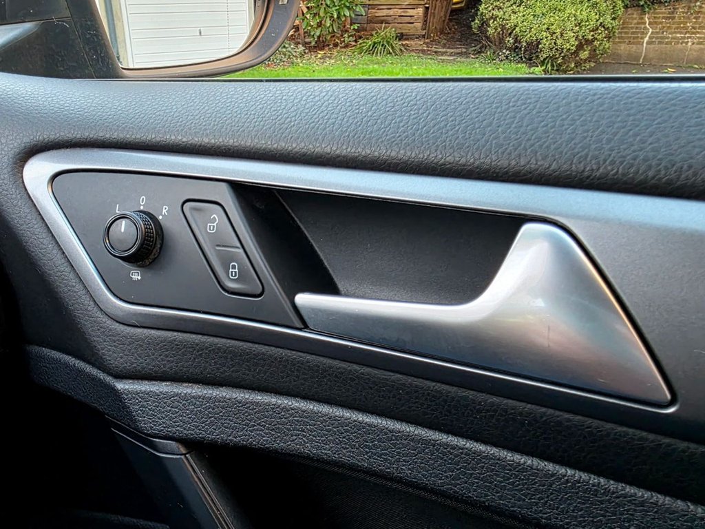 Used Volkswagen Golf 2013 for sale - 77755348: Photo 29