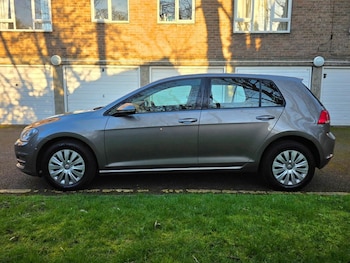 Used Volkswagen Golf 2013 for sale - 77755348: Photo