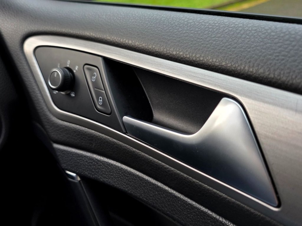 Used Volkswagen Golf 2014 for sale - 77355867: Photo 26