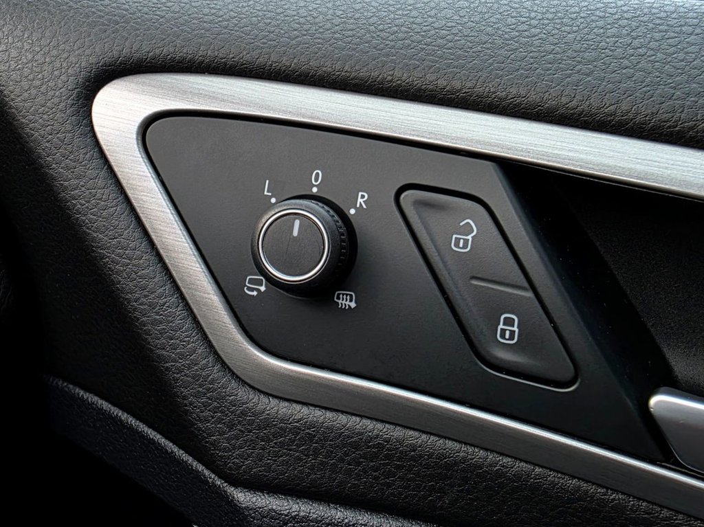 Used Volkswagen Golf 2014 for sale - 77355867: Photo 27