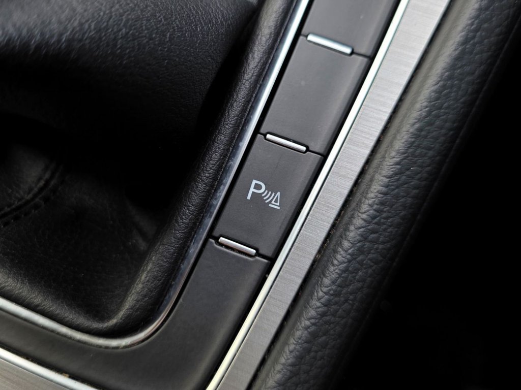 Used Volkswagen Golf 2014 for sale - 77355867: Photo 31