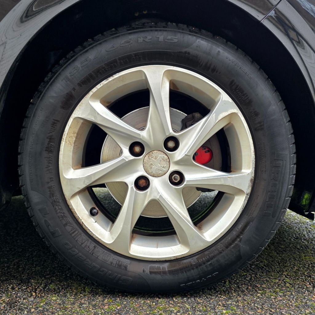 Used Peugeot 208 2013 for sale - 77638135: Photo 30