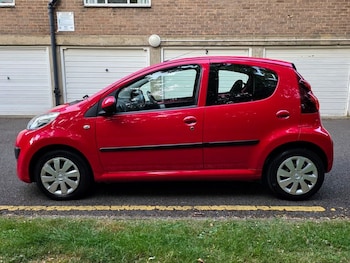 Used Peugeot 107 2014 for sale - 79187021: Photo