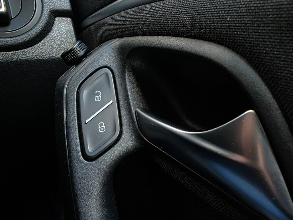 Used Volkswagen Polo 2014 for sale - 77799813: Photo 27