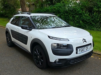 Used Citroen C4 Cactus 2017 for sale - 78538411: Photo