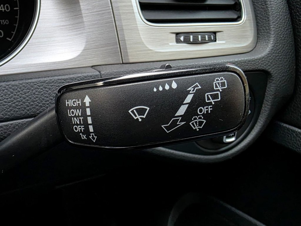 Used Volkswagen Golf 2014 for sale - 77809971: Photo 35