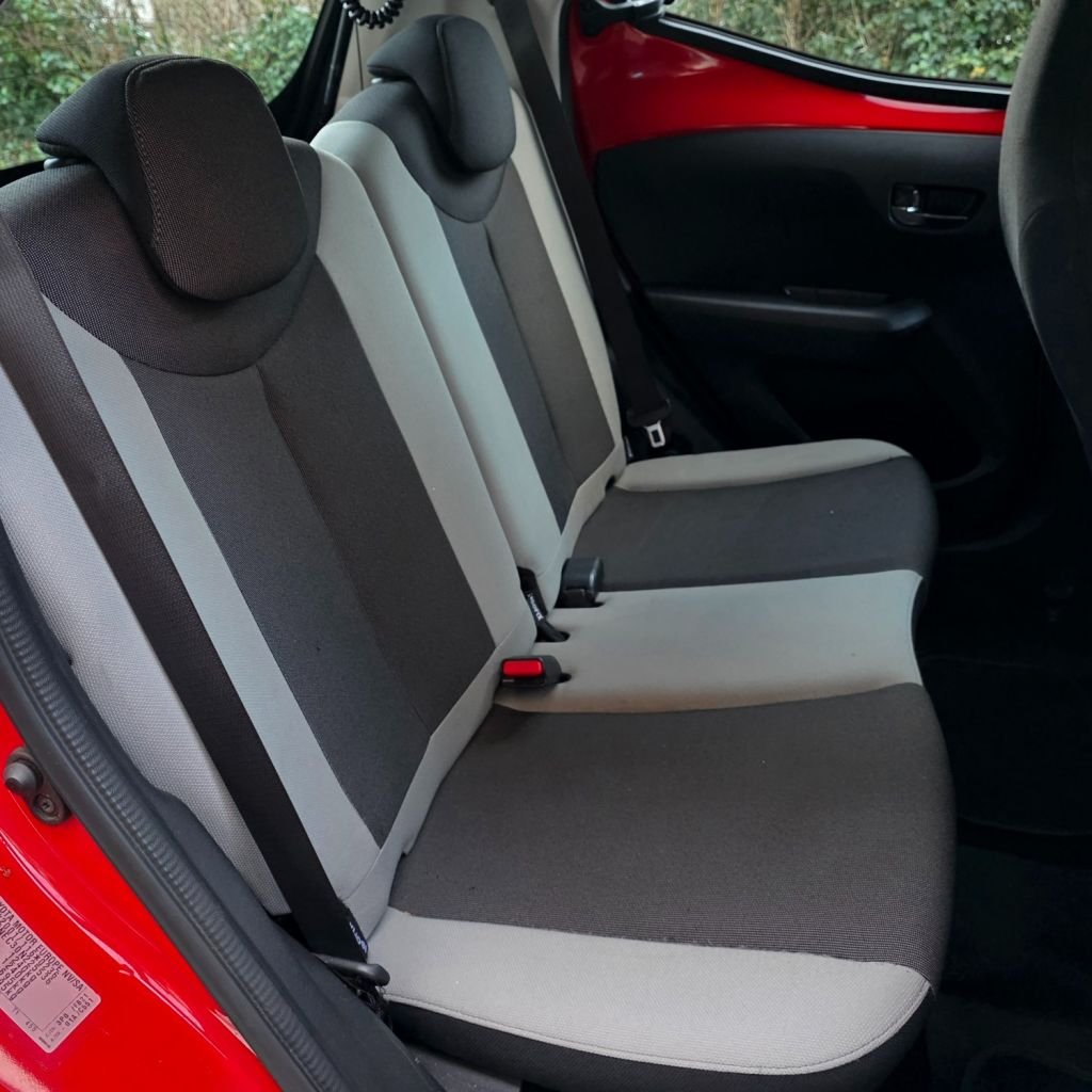 Used Toyota AYGO 2017 for sale - 77621772: Photo 14