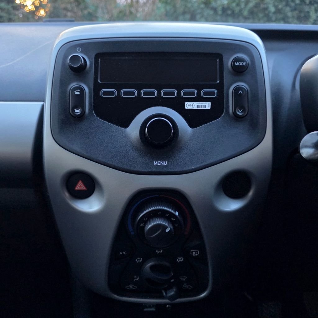 Used Toyota AYGO 2017 for sale - 77621772: Photo 19