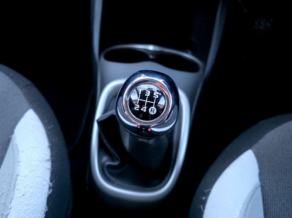 Used Toyota AYGO 2017 for sale - 77621772: Photo 25