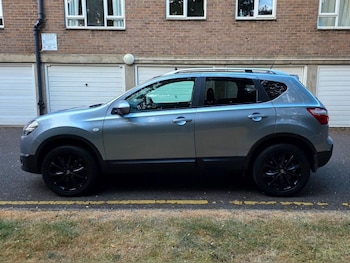Used Nissan Qashqai 2013 for sale - 79598231: Photo