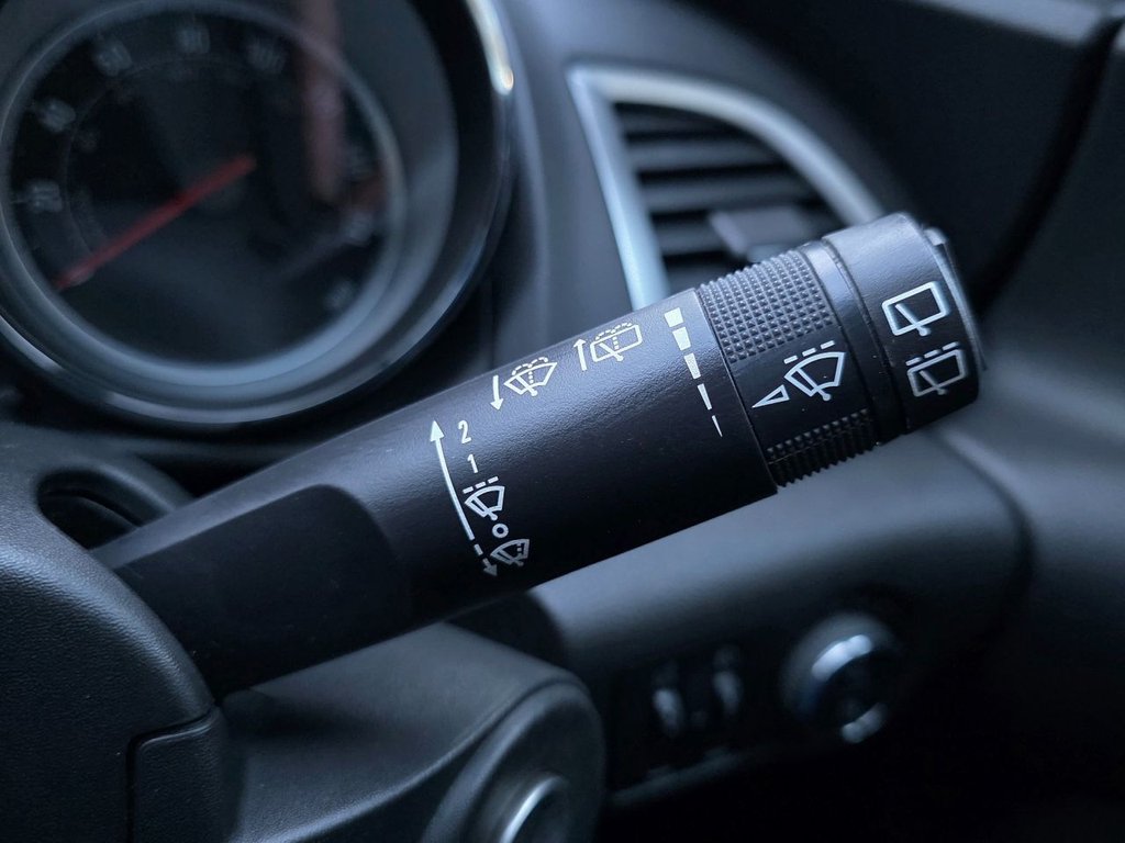 Used Vauxhall Astra 2013 for sale - 77442274: Photo 30