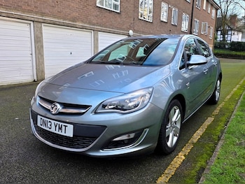 Used Vauxhall Astra 2013 for sale - 77442274: Photo