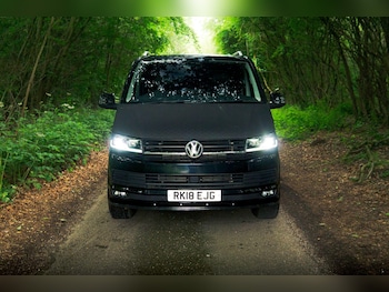 Used Volkswagen Transporter 2018 for sale - 79464695: Photo