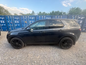 Used Land Rover Discovery Sport 2017 for sale - 79657605: Photo