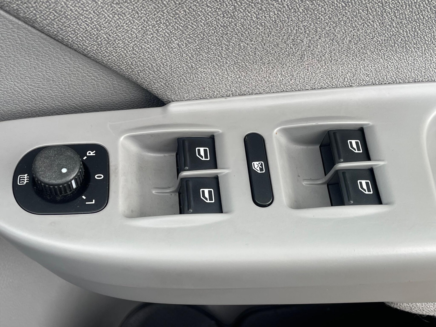 Used Volkswagen Passat 2007 for sale - 78099910: Photo 24