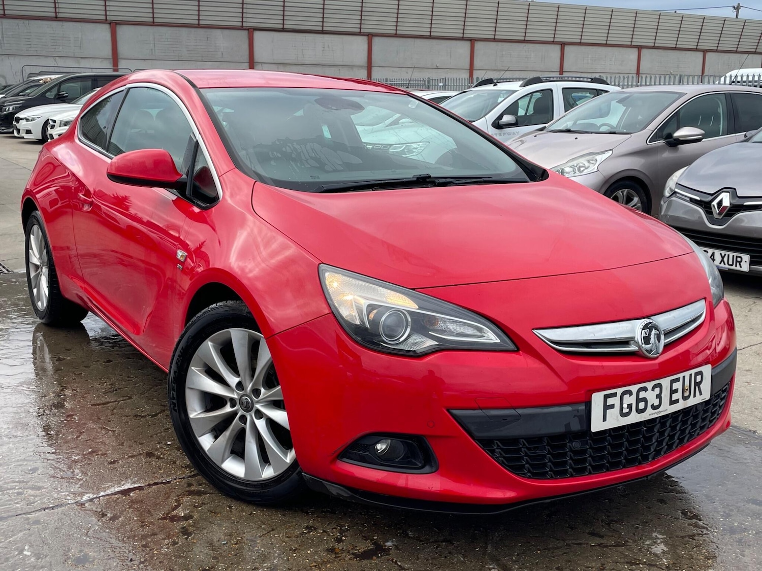 Used Vauxhall Astra GTC 2013 for sale - 76227582: Photo 2