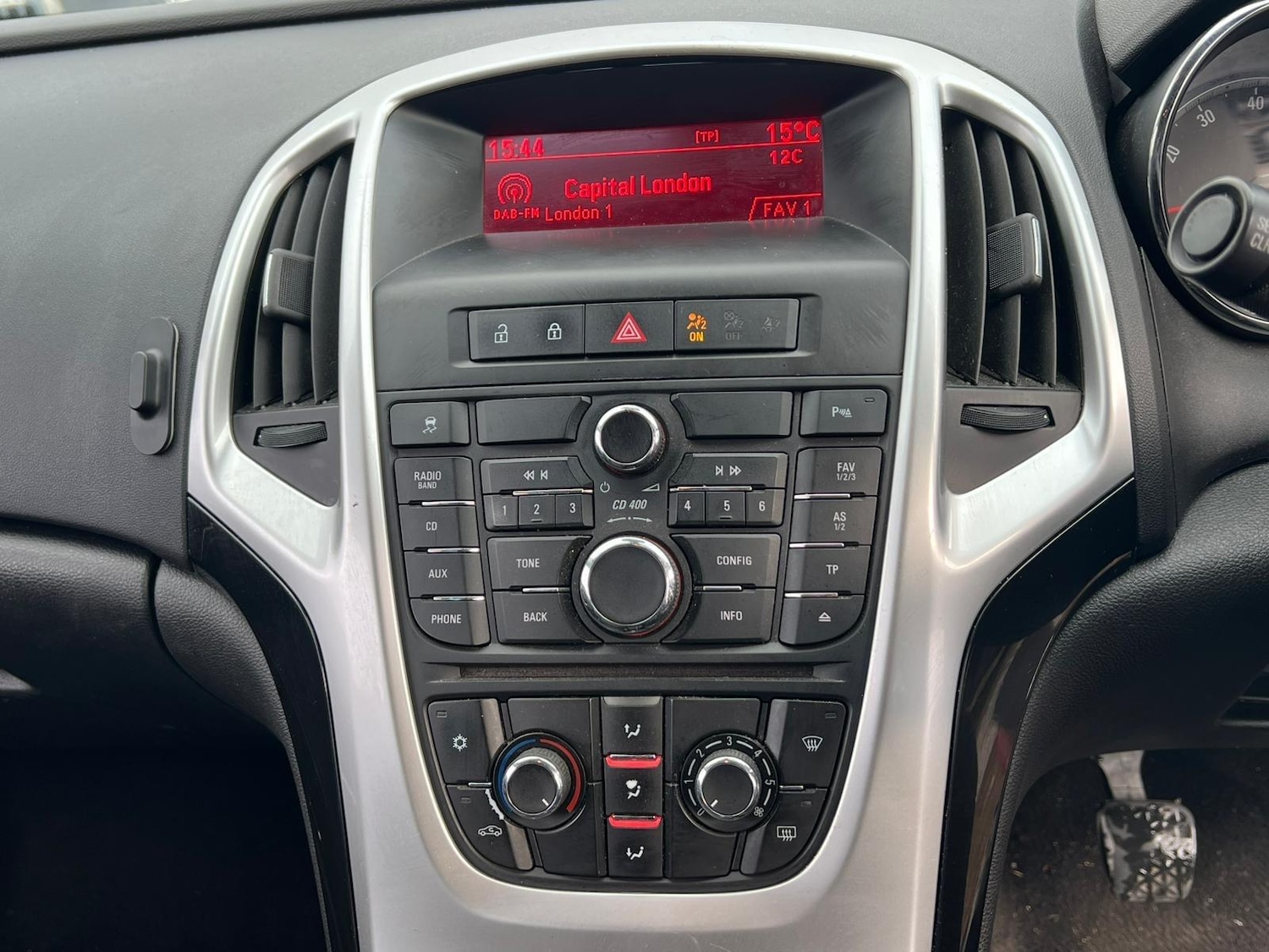 Used Vauxhall Astra GTC 2013 for sale - 76227582: Photo 23