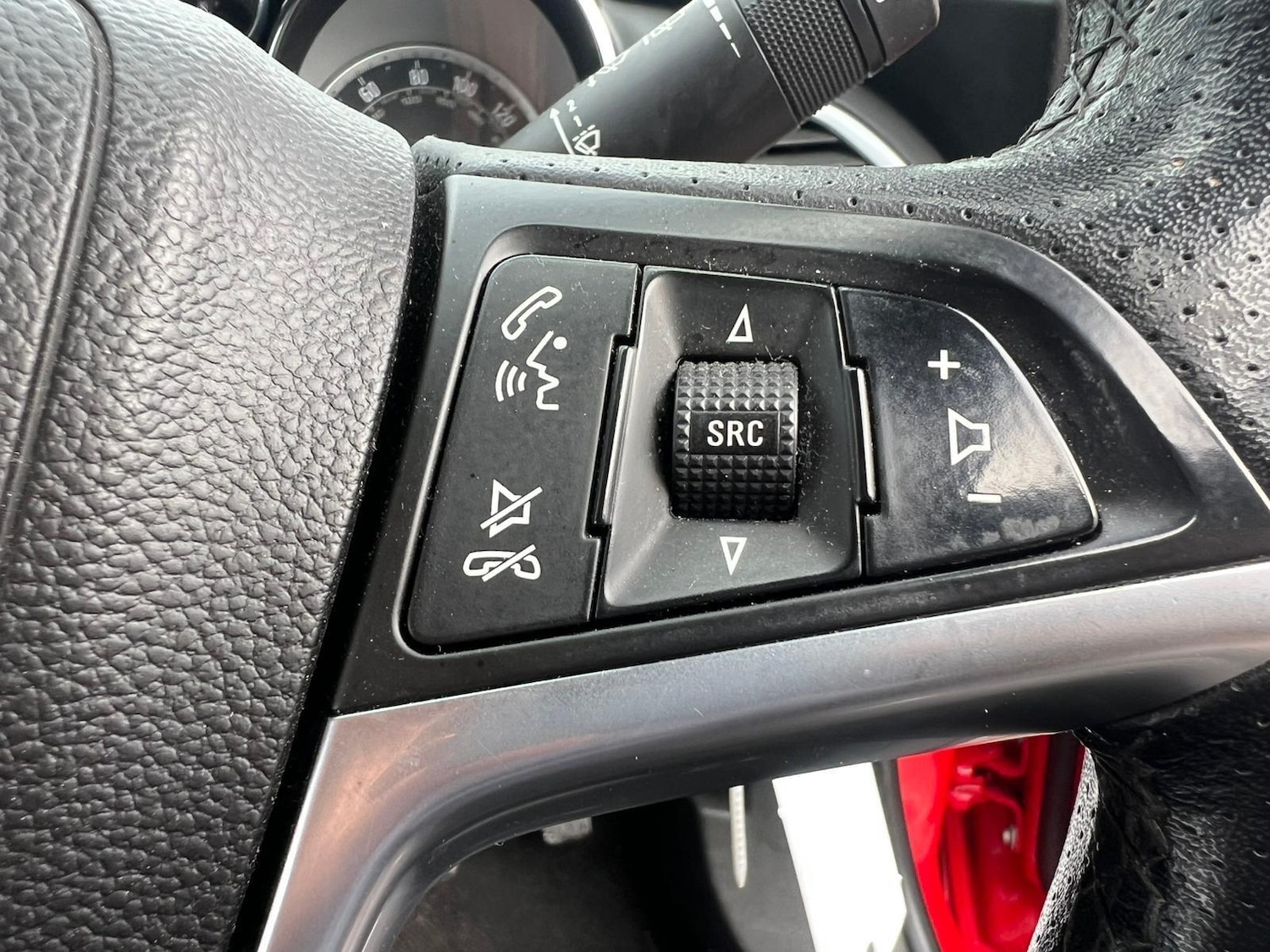 Used Vauxhall Astra GTC 2013 for sale - 76227582: Photo 40