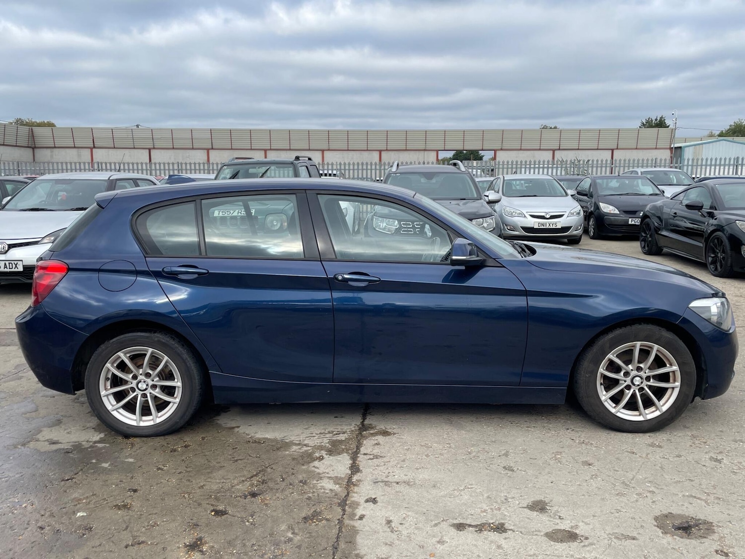 Used BMW 1 Series 2011 for sale - 76228044: Photo 9