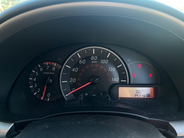 Used Nissan Micra 2013 for sale - 73985764: Photo 28