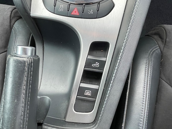 Used Audi TT 2011 for sale - 75658417: Photo 34