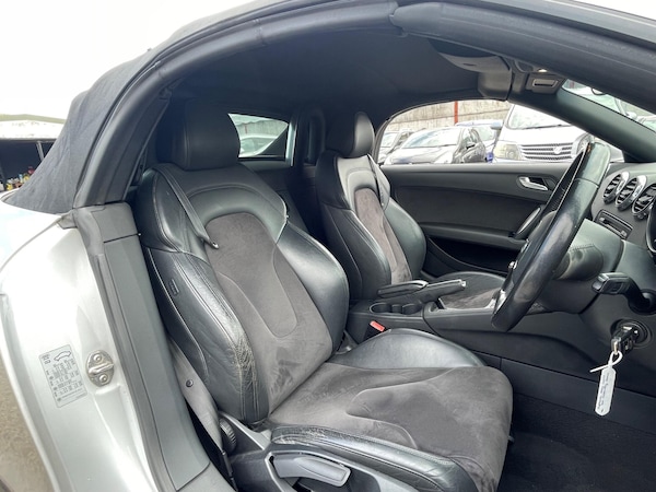 Used Audi TT 2011 for sale - 75658417: Photo 44