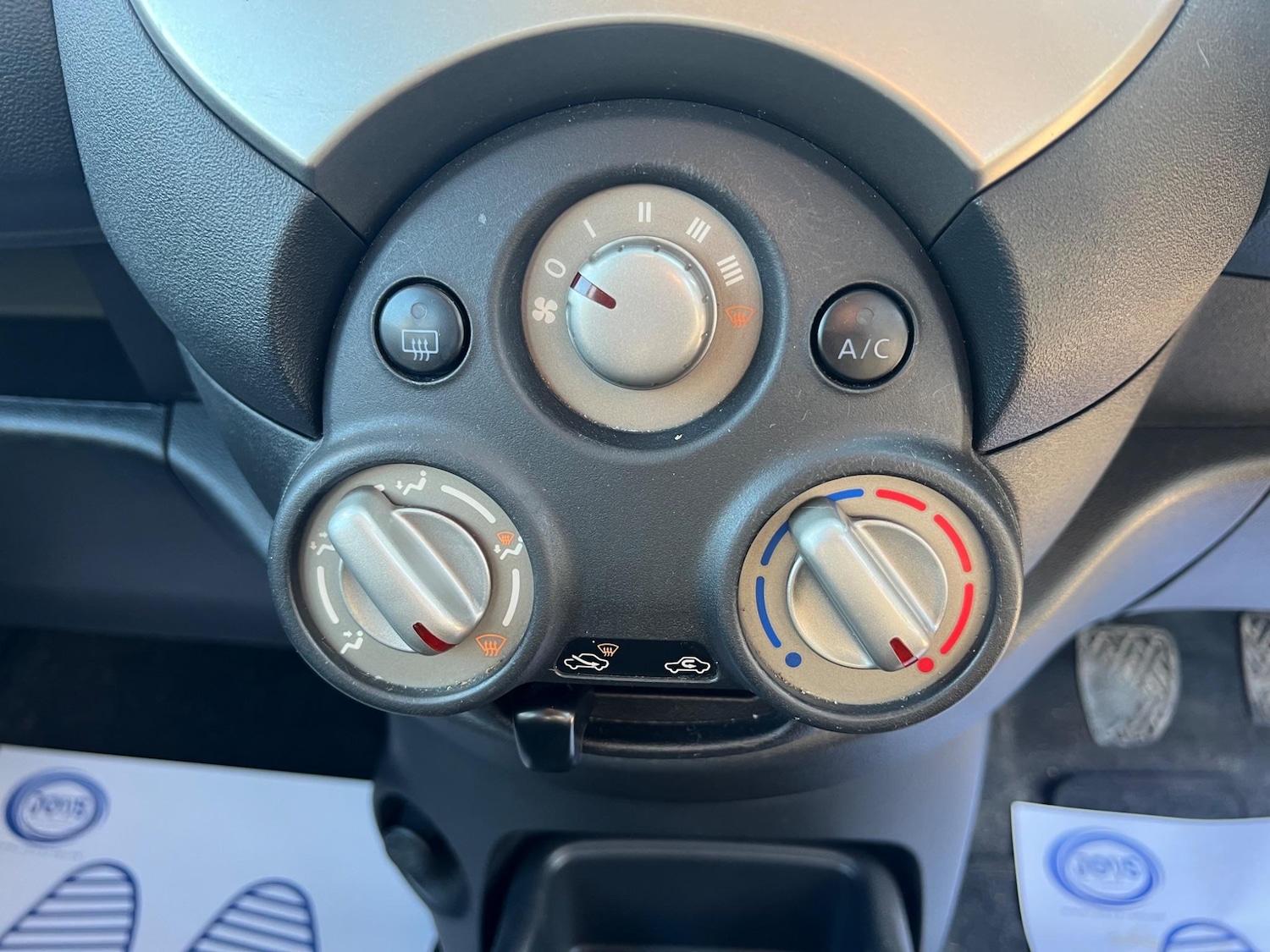 Used Nissan Micra 2013 for sale - 76989504: Photo 24